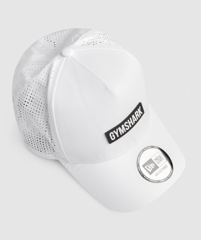 Gymshark New Era E-Frame Trucker Hvite | PF4m64wZNzt