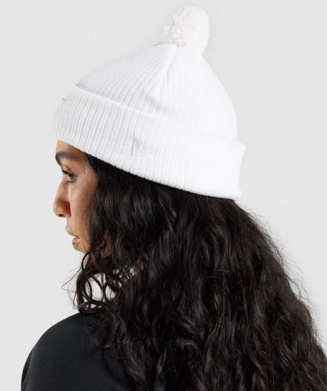 Gymshark New Era Mini Pom Hvite | JLM8Zj1puPR